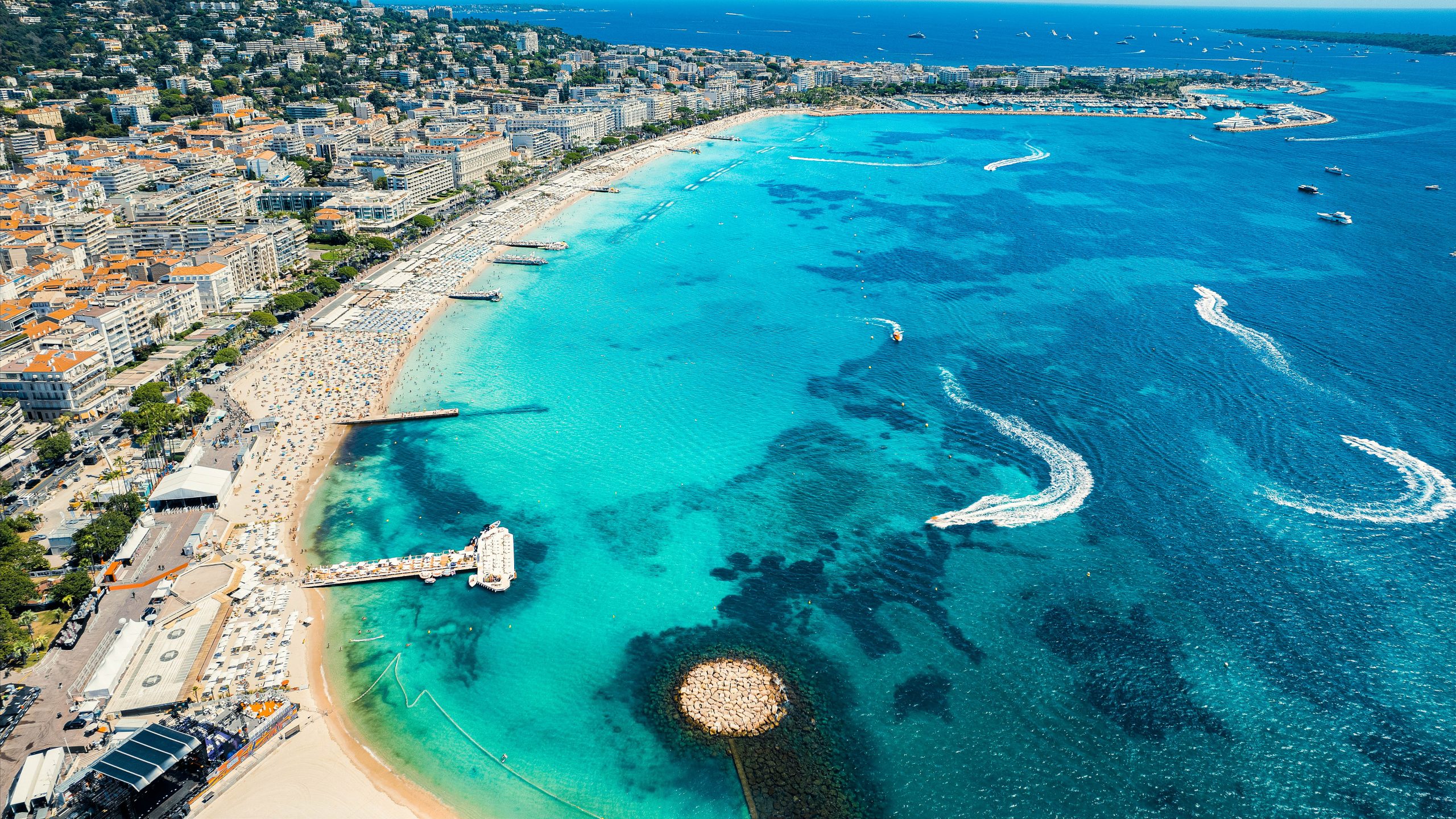 France Cannes unsplash