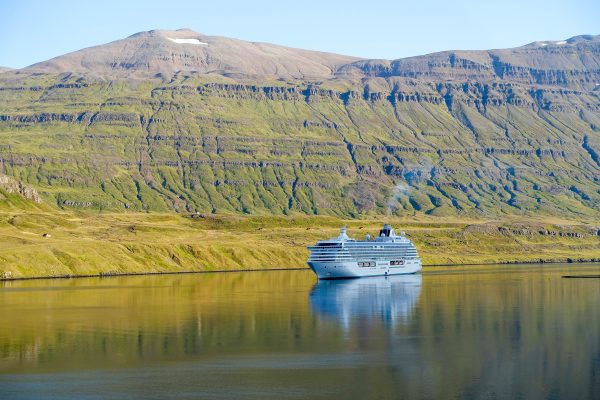 Iceland cruise unsplash